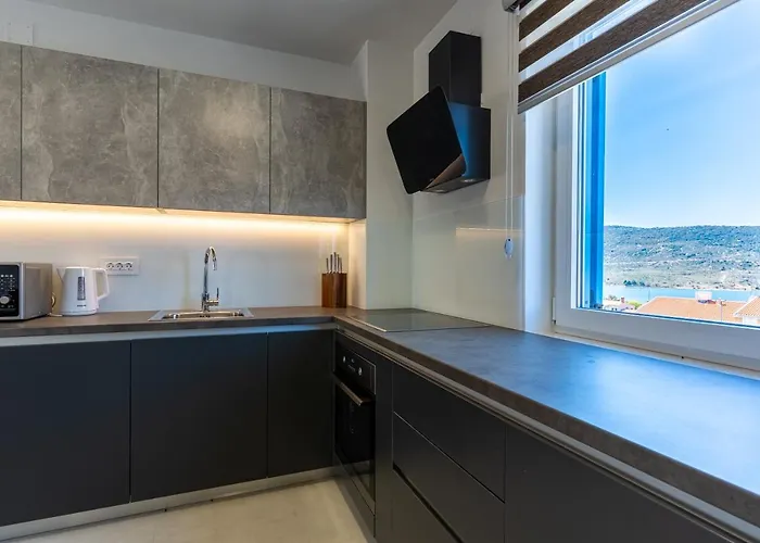 Island Deluxe * Cres