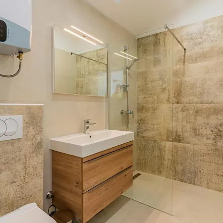 Island Deluxe Apartmán Cres